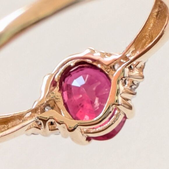 14k Gold Red Spinel & Diamond Ring with tapered band - Picture 12 of 15